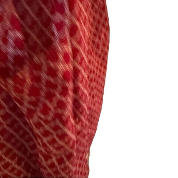 St John’s bay red sleevless button down no tag p2p 20 - Picture 5 of 11